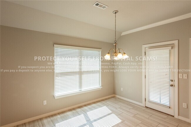 Building Photo - 4407 W Wales Dr