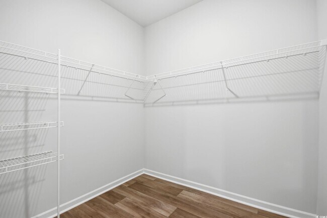 Building Photo - 1121 Tibetan St