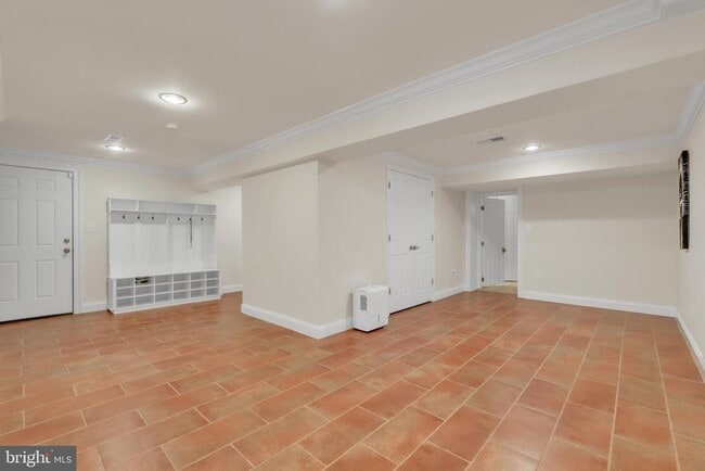 Building Photo - 6415 Bradley Blvd