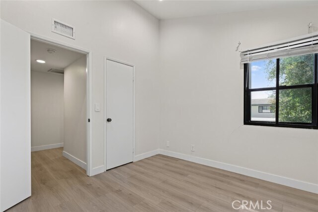 Building Photo - 10475 Newhome Ave