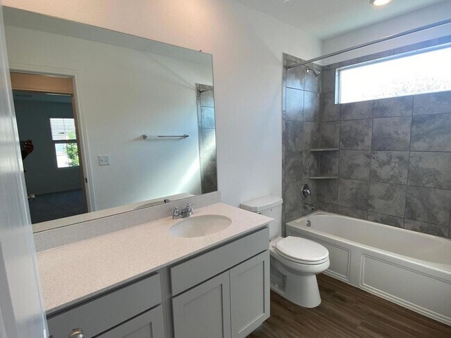 Building Photo - 211 Blue Springs Pass