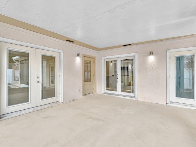 Building Photo - 12549 Woodmill Dr