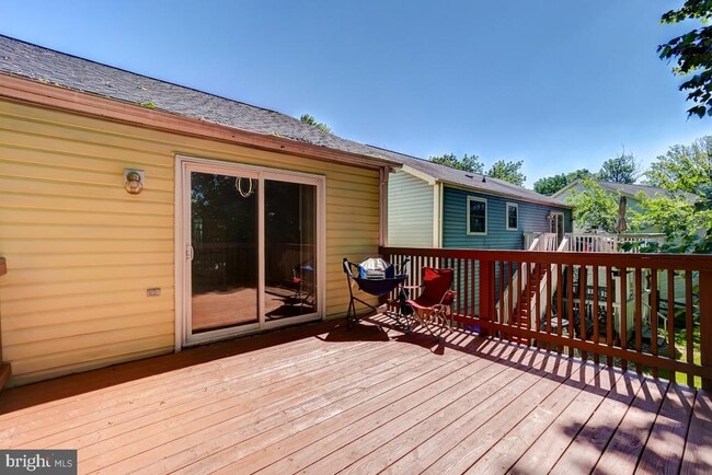 Building Photo - 18304 Swan Stream Dr