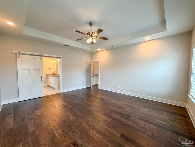 Building Photo - 5841 Winifred Ave