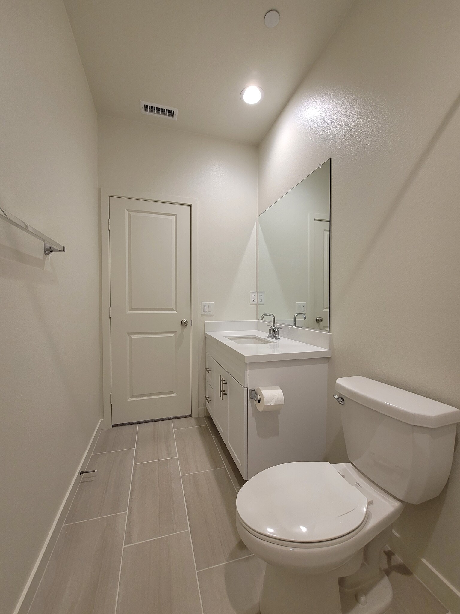 2nd floor bath - 328 Lagoon Way