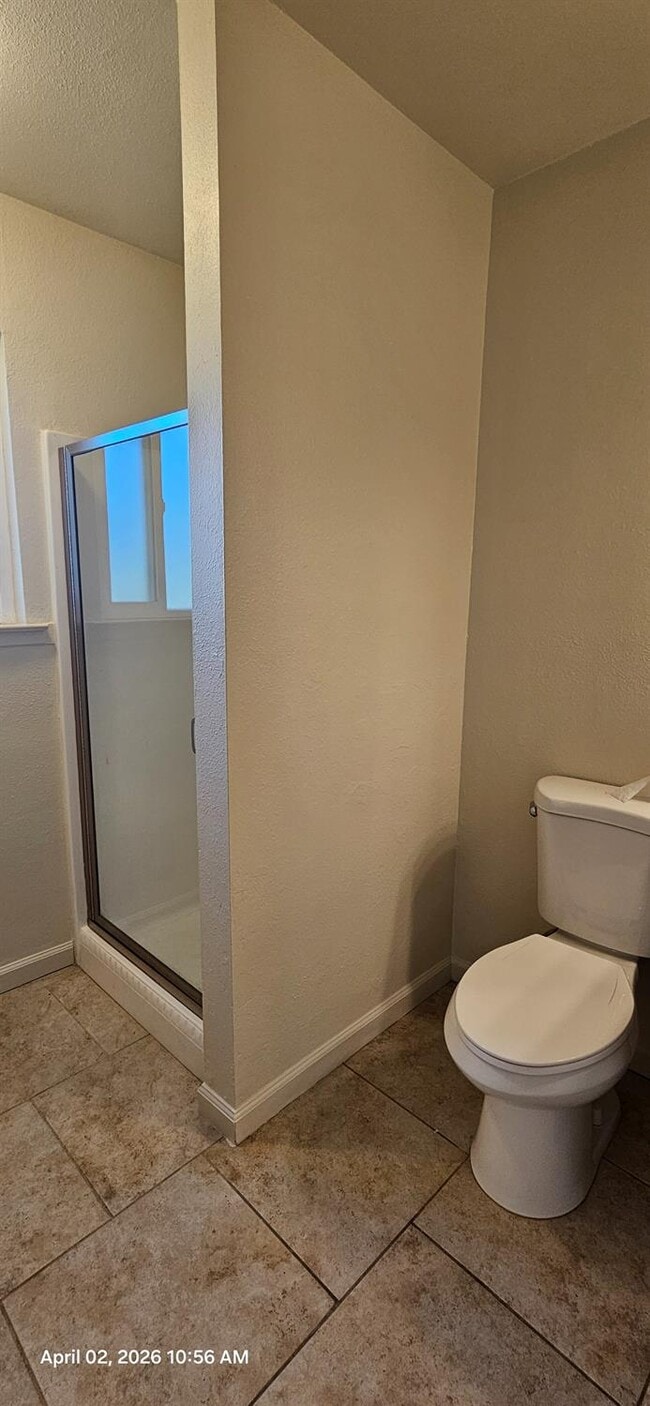 Building Photo - 3069 Thompson Ave