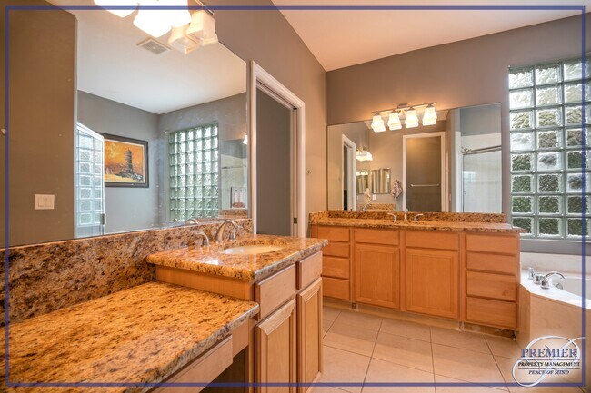 Building Photo - VALENCIA COUNTRY CLUB- ANNUAL UNFURNISHED ...