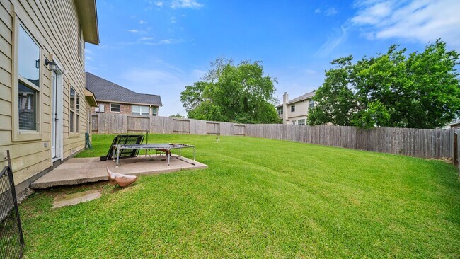 Building Photo - 13092 Greenbriar Dr