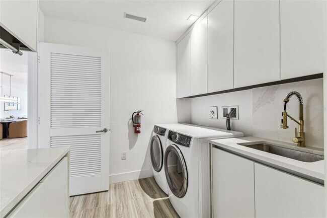 Building Photo - 3101 Bayshore Blvd