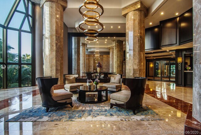 Building Photo - 4000 Island Blvd