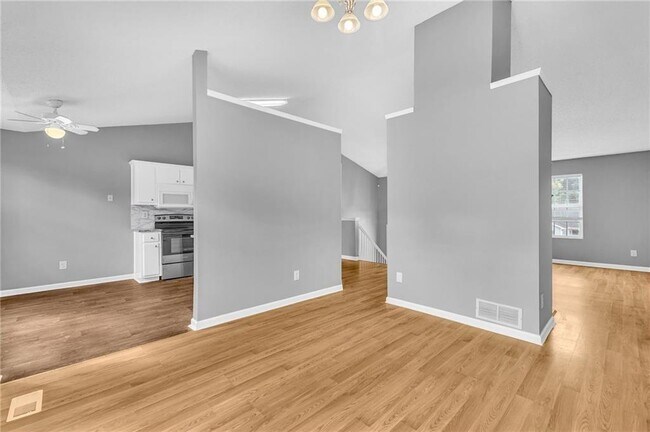 Building Photo - 226 Ashland Creek Ct
