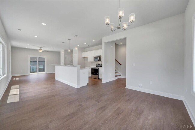 Building Photo - 84 Shotman Rd