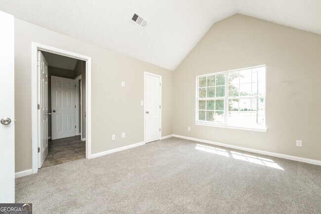 Building Photo - 540 Pecan Wood Cir