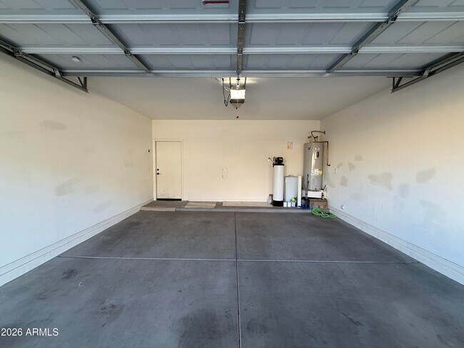 Building Photo - 4377 E Toledo St