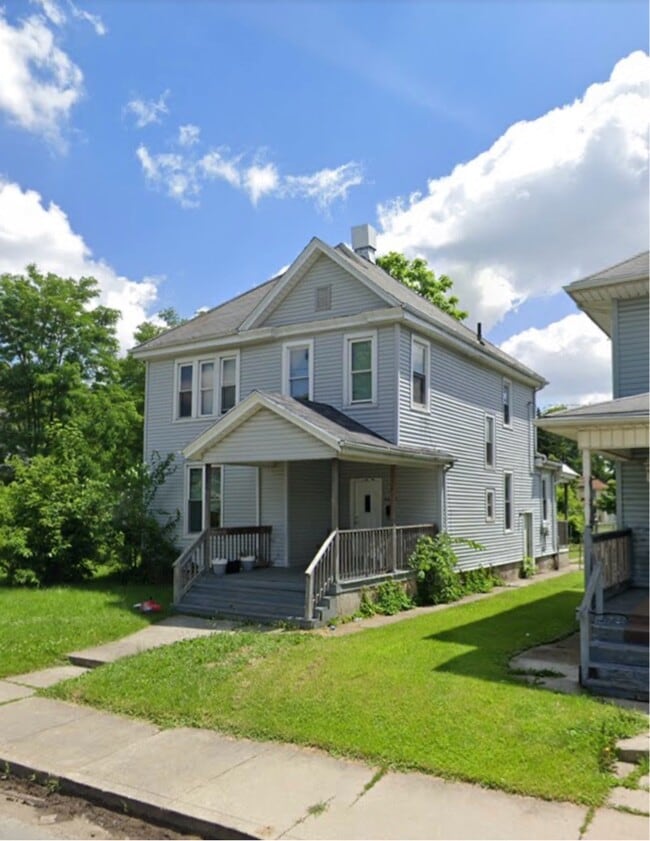 Building Photo - 2627 Holton Ave