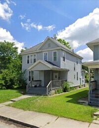 Building Photo - 2627 Holton Ave