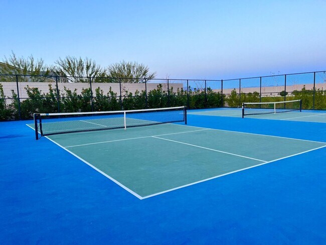 Building Photo - Single level, 4Bedrooms/3Bath TollBrother ...