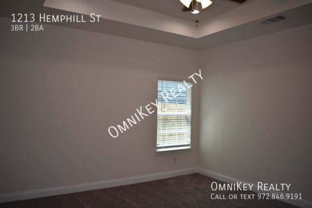 Building Photo - 1213 Hemphill St