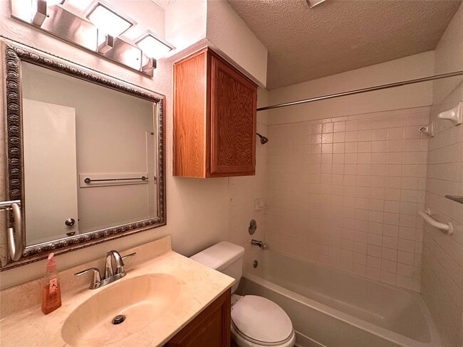 Building Photo - 4611 Tobago Cove