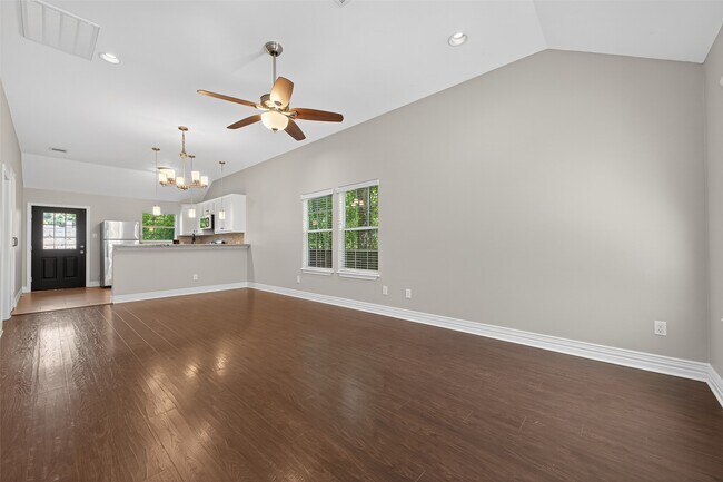 Building Photo - 2509 Moreau St