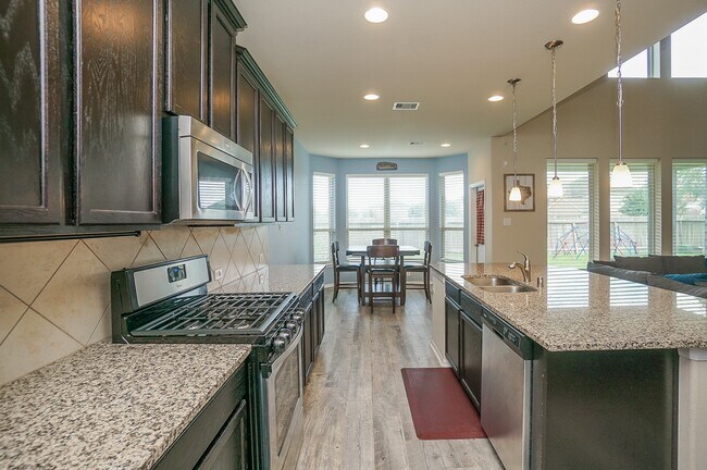 Building Photo - 9506 Bonbrook Bend Ln