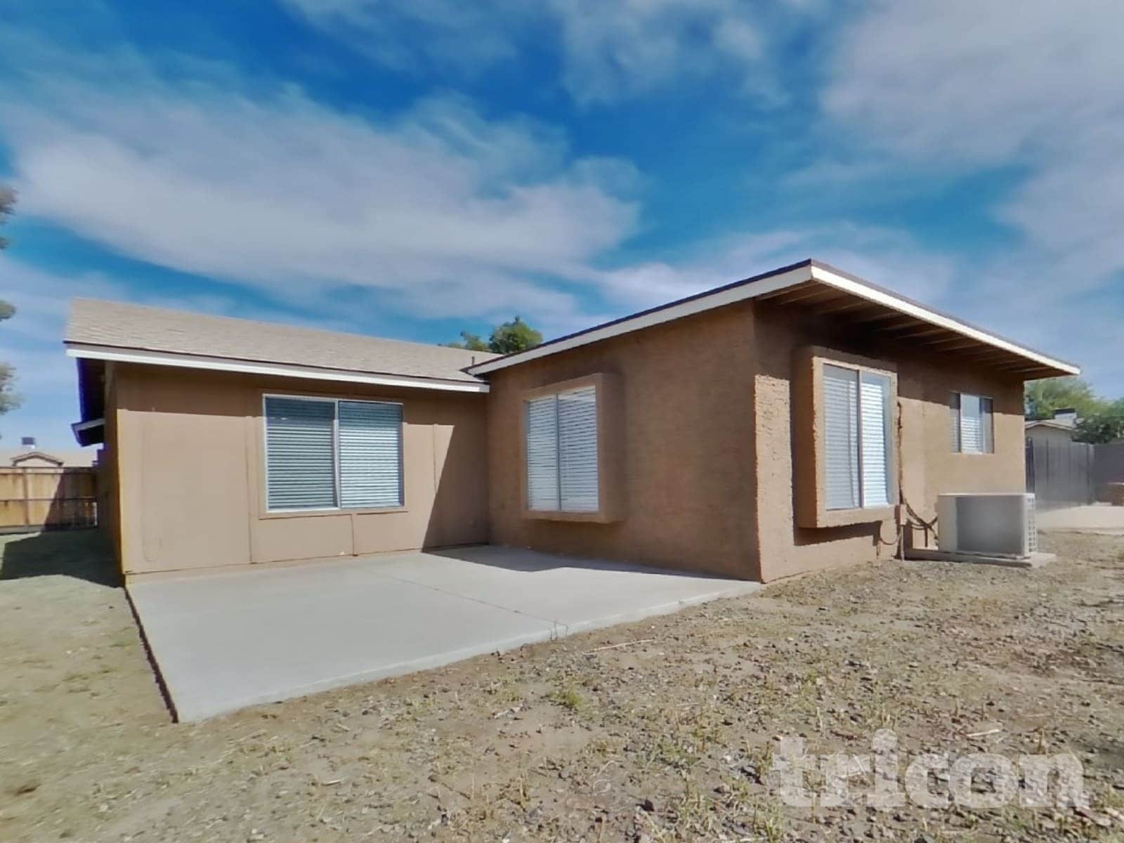 Building Photo - 3613 W Oakland St