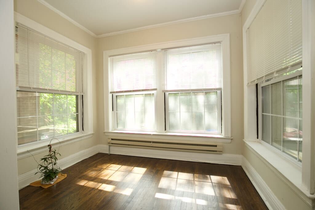 Building Photo - 945 Judson Ave