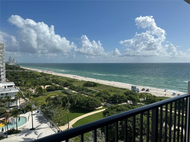 Building Photo - 2 br, 2 bath Condo - 9273 Collins Ave Apt 805