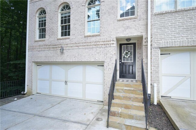 Building Photo - 11037 Lorin Way