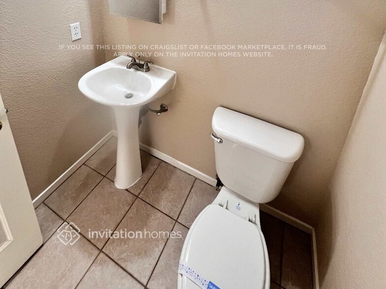 Building Photo - 1235 La Ballena Trail