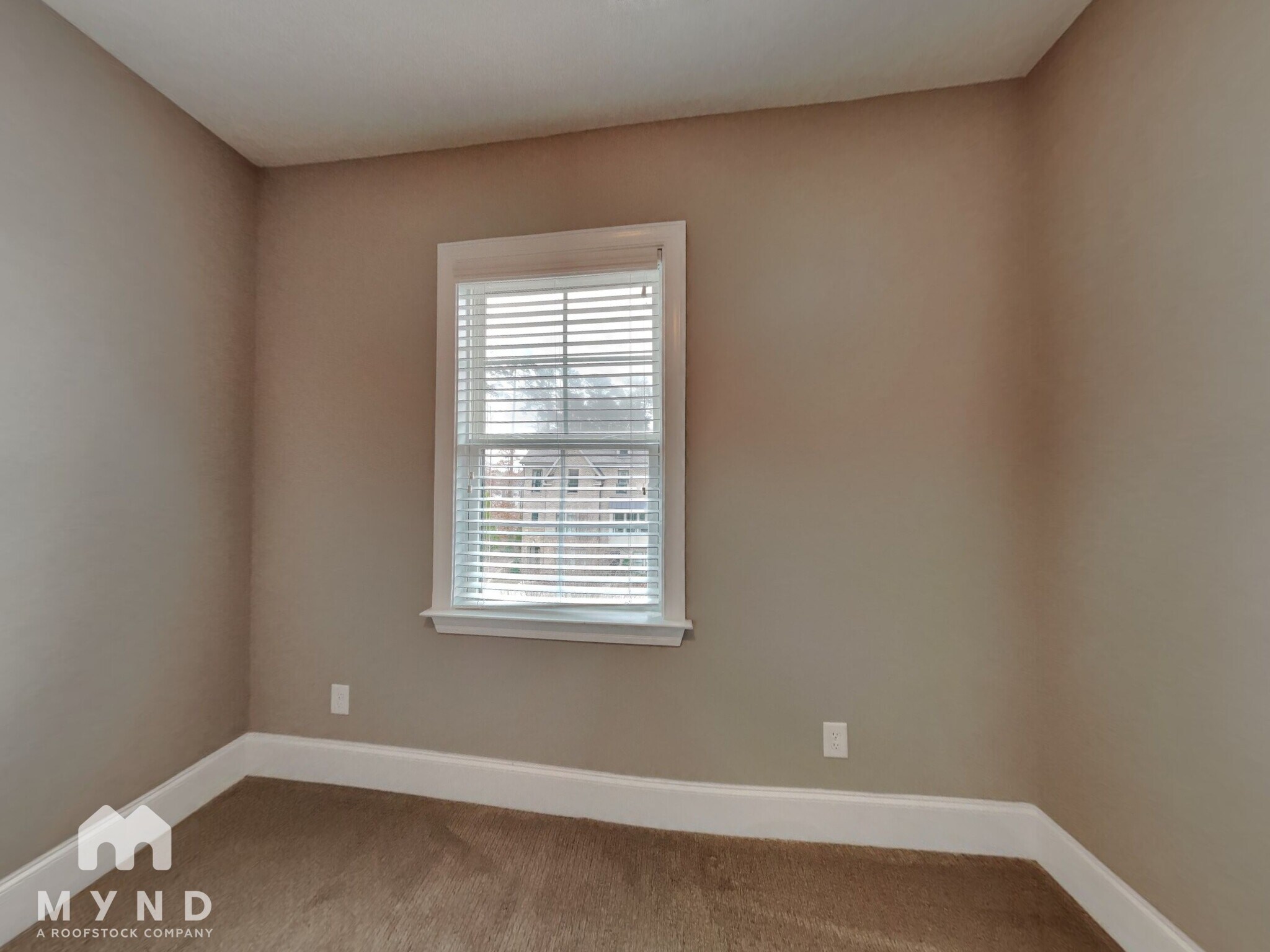 Building Photo - 1607 Bowery Dr