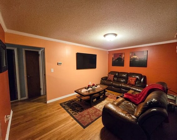 Building Photo - 97 Bates St