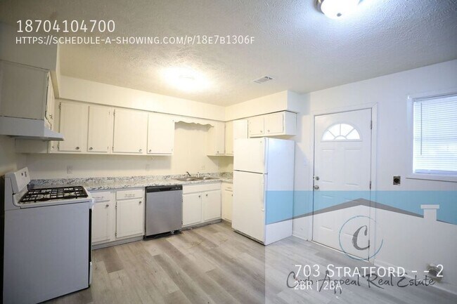 Building Photo - 703 Stratford Dr