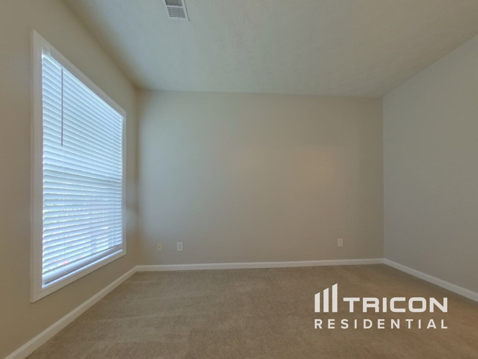 Building Photo - 441 Pondweed Dr