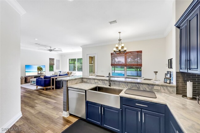 Building Photo - 1949 Par Dr