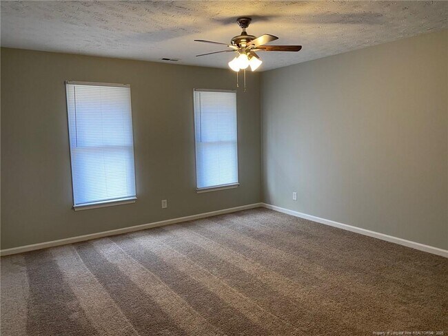Building Photo - 7397 Beaver Run Dr
