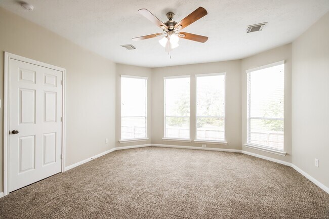 Building Photo - 18722 Racquet Sports Way