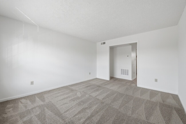 Living Room - SHAWNEE TERRACE