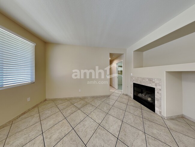 Building Photo - 901 Sir Winston Street