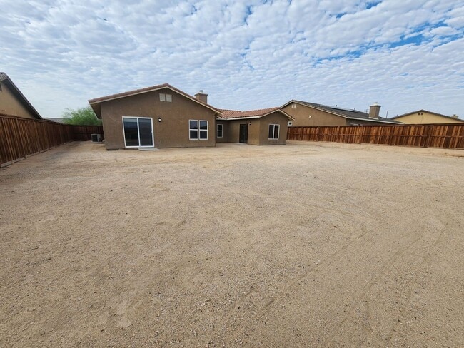 Building Photo - Coming Soon! Must See!!!! Spacious 4 Bedroom 3 Bath In Desert Knoll Community!!!