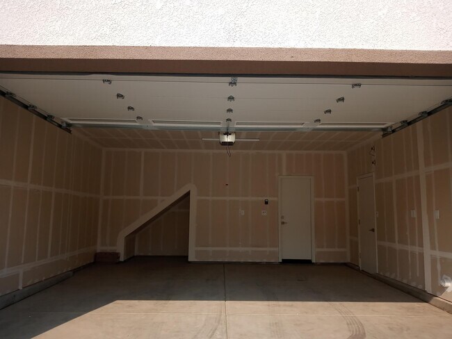 Building Photo - 1945 Kelly Ln