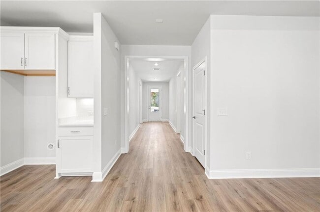 Building Photo - Waterways