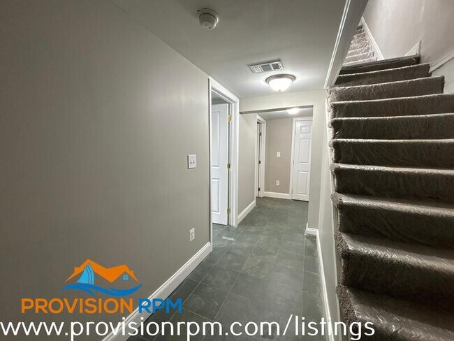 Building Photo - 309 52nd St