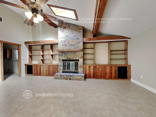 Building Photo - 2213 Brookshire Ave