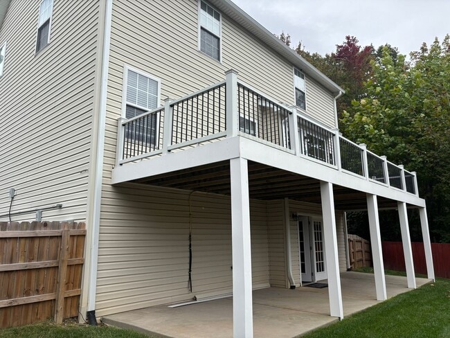 Building Photo - 4465 Olyvia Place