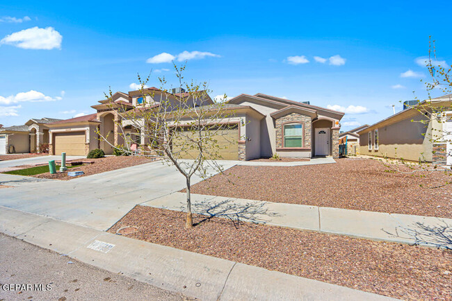 Building Photo - 14729 Oldenberg Ct