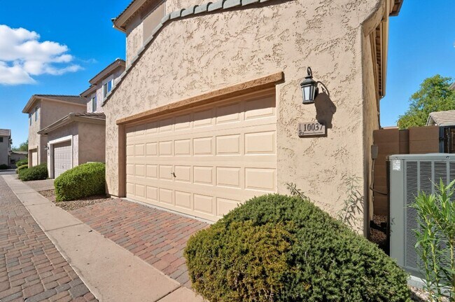 Building Photo - Stunning 3-bedroom, 2.5-bathroom home in t...