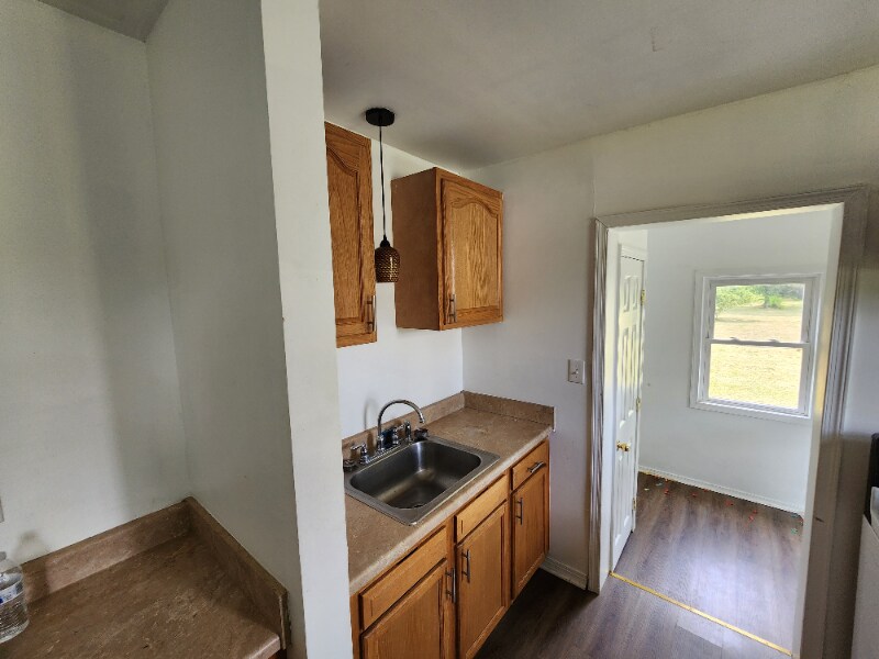 Building Photo - 248 S Hellertown Ave