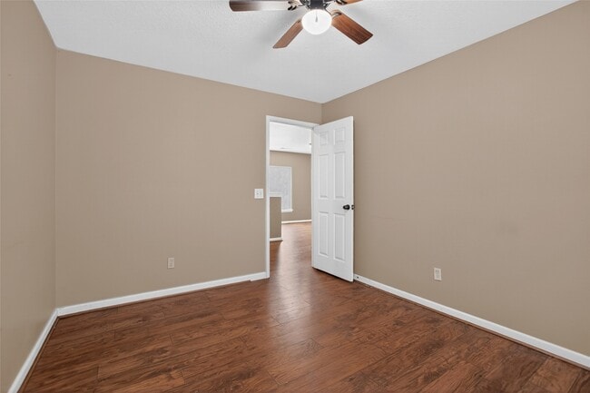 Building Photo - 20615 Valley Wells Dr