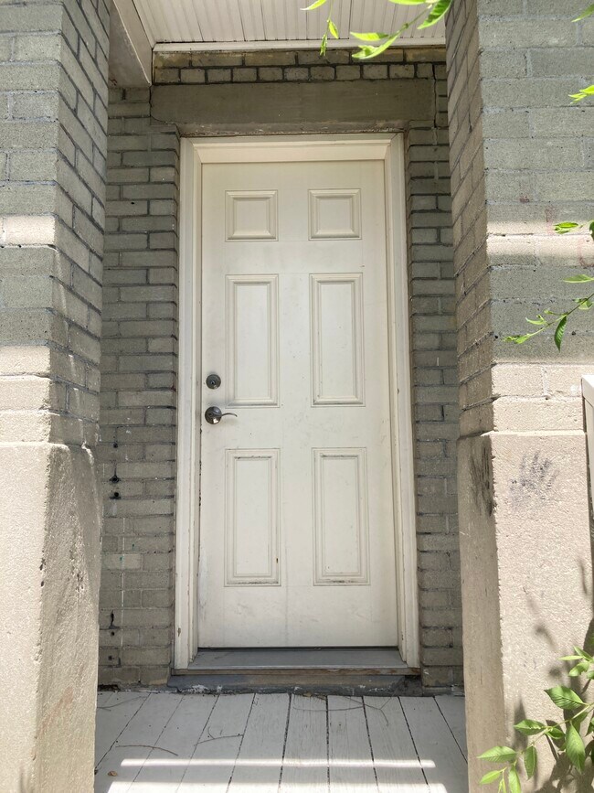 Front Door - 110 E Hickory St